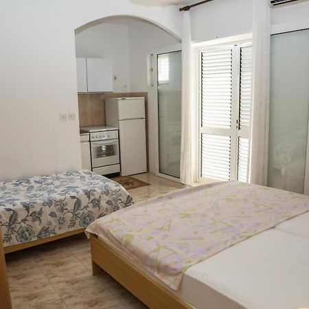 Apartments Butkovic 흐바르 객실 사진